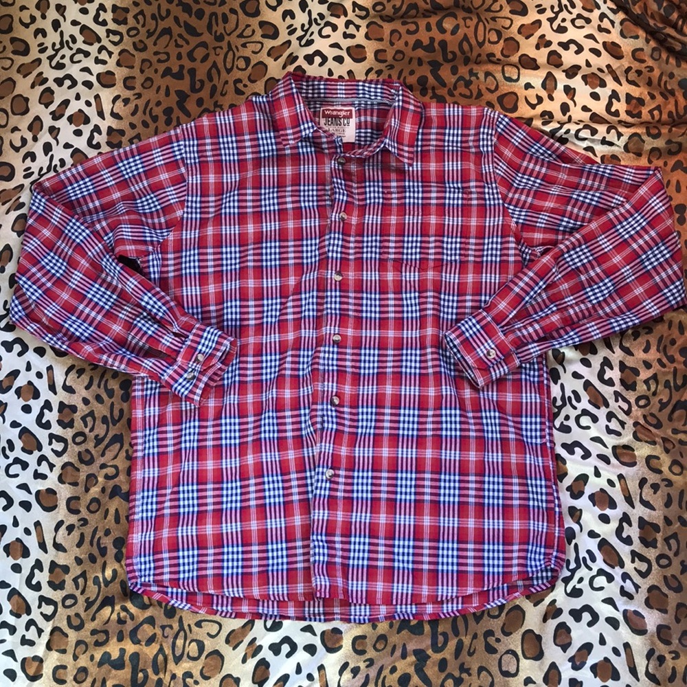 Wrangler Button Up shirt plaid size Large